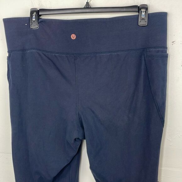 Lane Bryant Livi Leggings Crop Dark Blue Embroidered sides size 22/24 - Picture 6 of 15